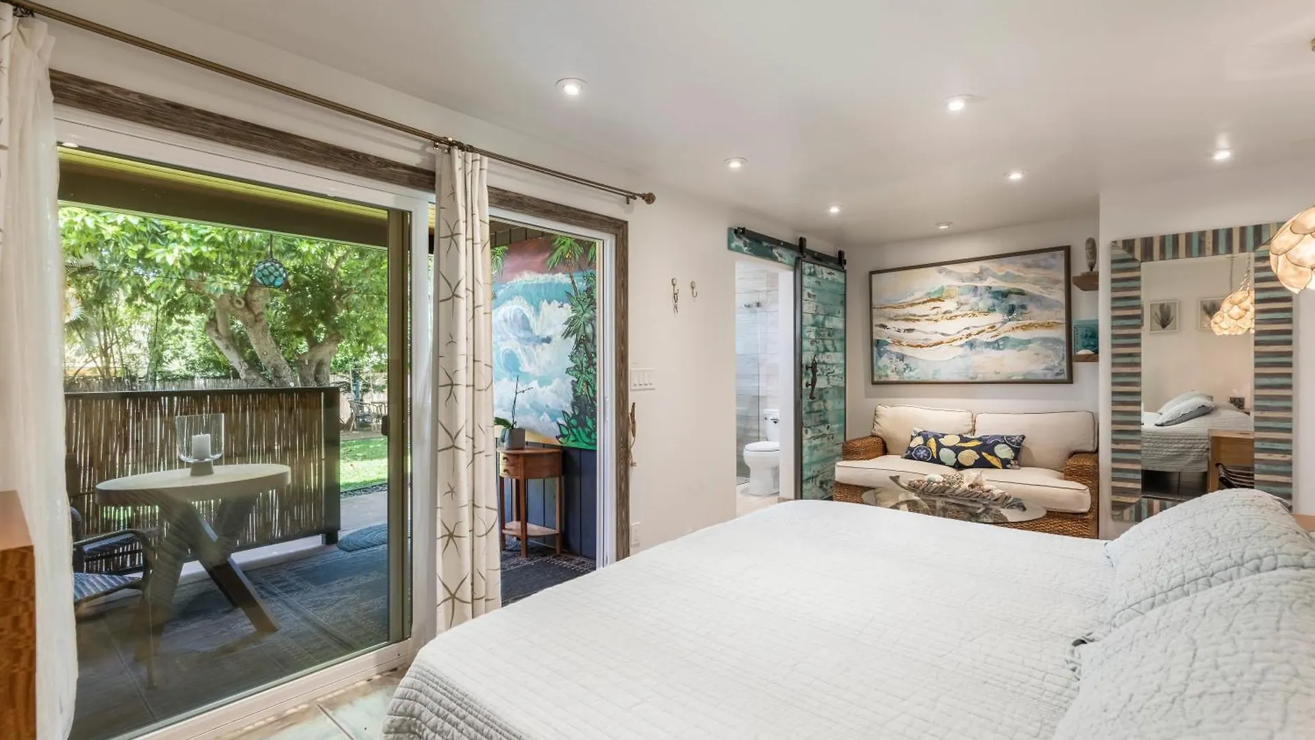 King Room-Mangolani Inn Paia